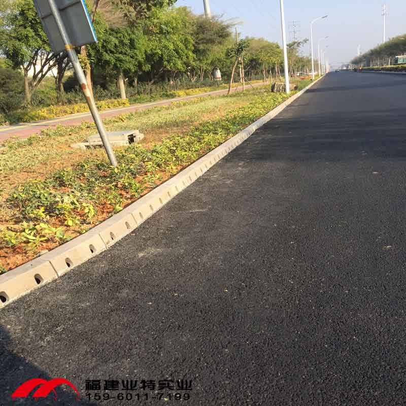 成品排水沟效果图.jpg