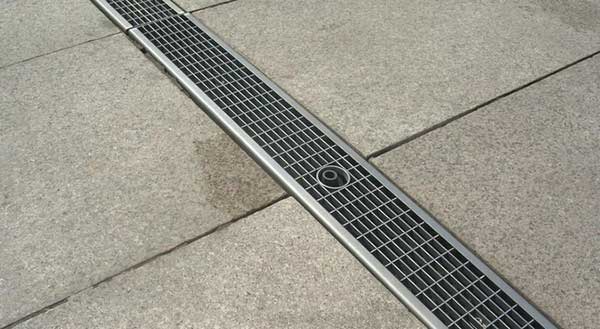 道路排水沟.jpg