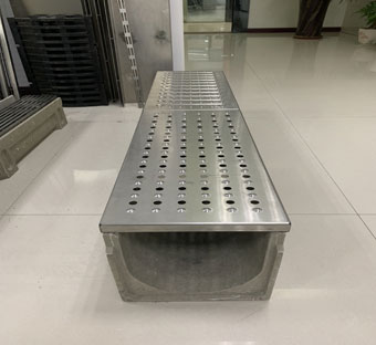 冲压盖板成品排水沟.jpg